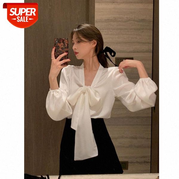net celebrity with chiffon bow tie design sense x public white shirt blouse trend #4m0d
net celebrity with chiffon bow tie design sense x public white shirt blouse trend #4m0d