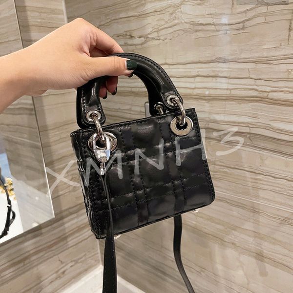 mini handbags 2021 handbag lambskin designer woman shoulder bag fashion totes high quality
mini handbags 2021 handbag lambskin designer woman shoulder bag fashion totes high quality
