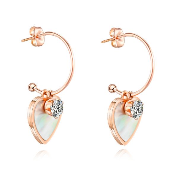 japanese and korean net red earrings stainless steel diamond shell c-shaped titanium love lady, Golden
japanese and korean net red earrings stainless steel diamond shell c-shaped titanium love lady, Golden