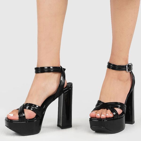 plus size 42 fashion shoes women block heeled extreme high heels black white platform party summer sandals
plus size 42 fashion shoes women block heeled extreme high heels black white platform party summer sandals