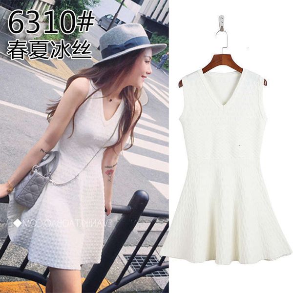 women's casual dresses summer wear in small fragrance vest v-neck knitted dress korean version, Black;gray
women's casual dresses summer wear in small fragrance vest v-neck knitted dress korean version, Black;gray