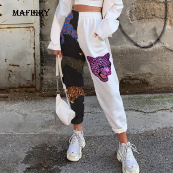 women's pants & capris women sports casual trousers loose pencil spring autumn elastic waist printed ladies plus size 3xl streetwear, Black;white
women's pants & capris women sports casual trousers loose pencil spring autumn elastic waist printed ladies plus size 3xl streetwear, Black;white