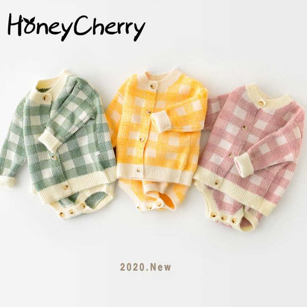infant long-sleeved plaid coat strap triangle jumpsuit sweater two-piece set baby girl winter clothes 210701, White
infant long-sleeved plaid coat strap triangle jumpsuit sweater two-piece set baby girl winter clothes 210701, White