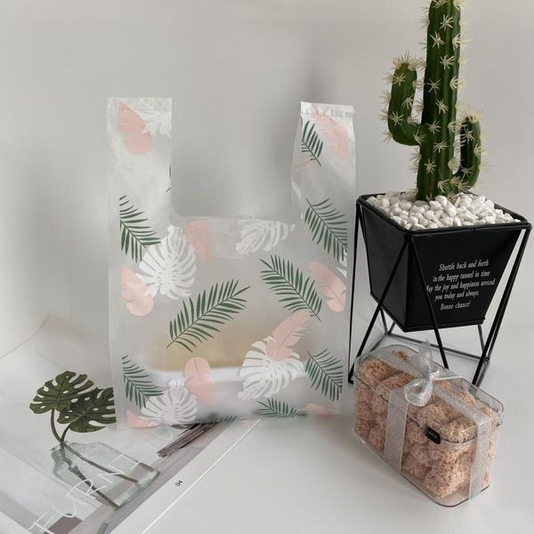 gift wrap 50pcs feather plastic bag vest fast dessert takeaway clothing decor cosmetic packaging 3 size
gift wrap 50pcs feather plastic bag vest fast dessert takeaway clothing decor cosmetic packaging 3 size
