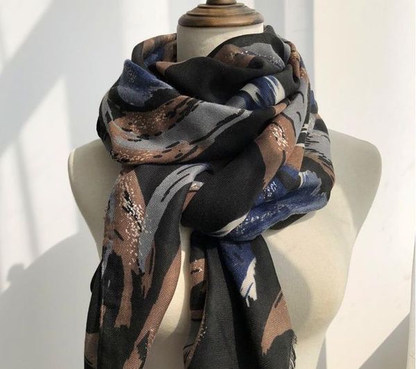 scarves 2021 women geometry print gold foil fringe shawls cotton graffiti wrap scarf hijab 2 color10pcs/lot, Blue;gray
scarves 2021 women geometry print gold foil fringe shawls cotton graffiti wrap scarf hijab 2 color10pcs/lot, Blue;gray