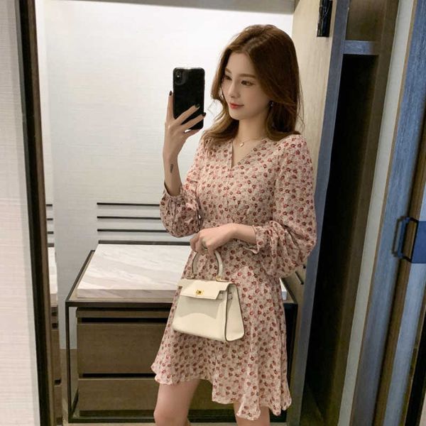 fat mm2021 early autumn french waist closing thin a-line skirt large women's v-neck floral chiffon drs, Black;gray
fat mm2021 early autumn french waist closing thin a-line skirt large women's v-neck floral chiffon drs, Black;gray