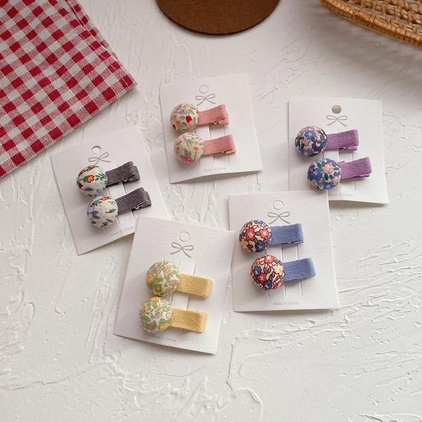 pair cute baby floral fabric round duckbill clip kids hair accessories fashion sweet girl children's small hairpin headwear, Slivery;white
pair cute baby floral fabric round duckbill clip kids hair accessories fashion sweet girl children's small hairpin headwear, Slivery;white