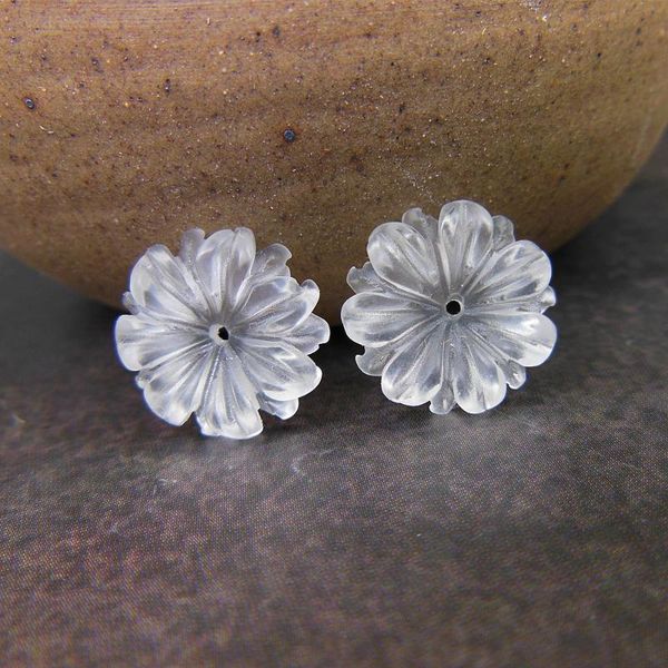 other 5pc 15mm handmade quartz daisy charms crystal beads for jewelry making natural stone flower bead cristal cuentas flor dyl0020
other 5pc 15mm handmade quartz daisy charms crystal beads for jewelry making natural stone flower bead cristal cuentas flor dyl0020