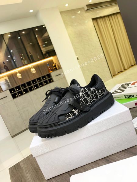 2022 new low casual shoes sneaker designer plaid pattern platform classic suede leather sports skateboarding shoes men sneakers, Black;red
2022 new low casual shoes sneaker designer plaid pattern platform classic suede leather sports skateboarding shoes men sneakers, Black;red