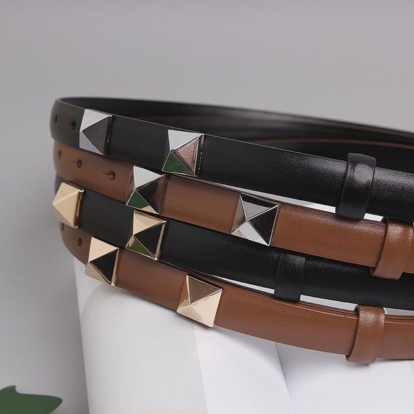 belts 2021 belt for women rivet decorated double-sided with dress suit coat, Black;brown
belts 2021 belt for women rivet decorated double-sided with dress suit coat, Black;brown