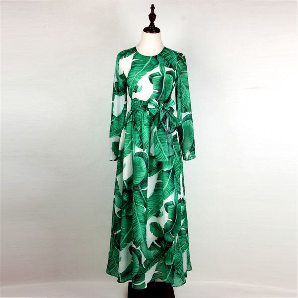 star with the same paragraph elegant ladies green print big swing holiday (s-3xl), Black;gray
star with the same paragraph elegant ladies green print big swing holiday (s-3xl), Black;gray