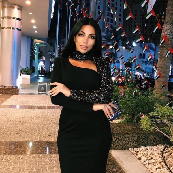 casual dresses black white round neck long sleeve vestido bandage dress 2021 women bodycon celebrity evening party wholesale, Black;gray
casual dresses black white round neck long sleeve vestido bandage dress 2021 women bodycon celebrity evening party wholesale, Black;gray