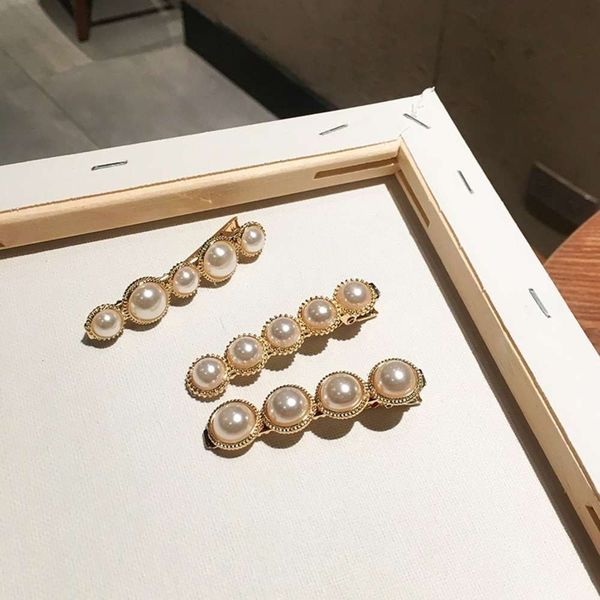 hairpin geometric round imitation pearl female korean version elegant temperament gentle banger side clip hairpin, Golden;silver
hairpin geometric round imitation pearl female korean version elegant temperament gentle banger side clip hairpin, Golden;silver