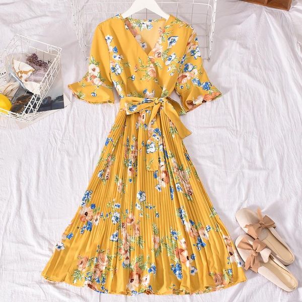 casual dresses women elegant dress summer beach party short sleeve length floral print bohemian elastic belt retro chic fashion clothing, Black;gray
casual dresses women elegant dress summer beach party short sleeve length floral print bohemian elastic belt retro chic fashion clothing, Black;gray
