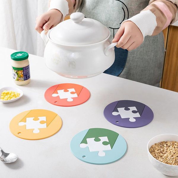 mats & pads househod table insulation pad heat resistant coasters water cup pot mat kitchen earthenware dinning cushion 1pc
mats & pads househod table insulation pad heat resistant coasters water cup pot mat kitchen earthenware dinning cushion 1pc
