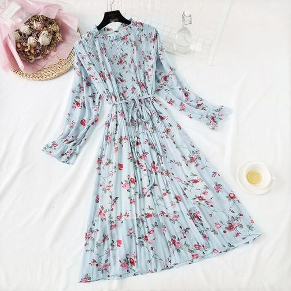 spring print long sleeve women dress chiffon pleated loose casual plus size ruffles flare, Black;gray
spring print long sleeve women dress chiffon pleated loose casual plus size ruffles flare, Black;gray