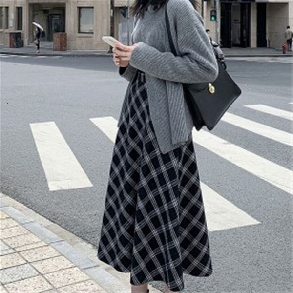 skirts women's plaid tweed women's high waist 2021 autumn and winter medium length slim a-shaped large swing skirt, Black
skirts women's plaid tweed women's high waist 2021 autumn and winter medium length slim a-shaped large swing skirt, Black