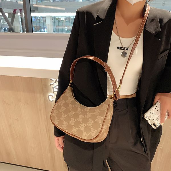 net red style women's small versatile printed single shoulder messenger bag portable crescent bag
net red style women's small versatile printed single shoulder messenger bag portable crescent bag