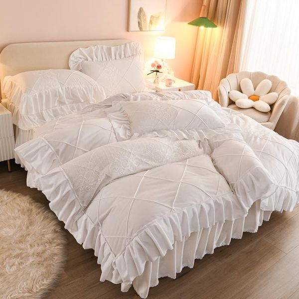 bedding sets winter princess duvet cover warm velvet fitted sheet set king size bed for girls wedding home textile
bedding sets winter princess duvet cover warm velvet fitted sheet set king size bed for girls wedding home textile