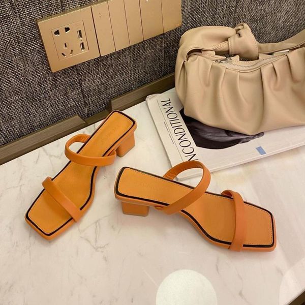 slippers med female shoes square heel ladies' slides block soft hoof heels basic pu rome fretwork rubber rk0r, Black
slippers med female shoes square heel ladies' slides block soft hoof heels basic pu rome fretwork rubber rk0r, Black