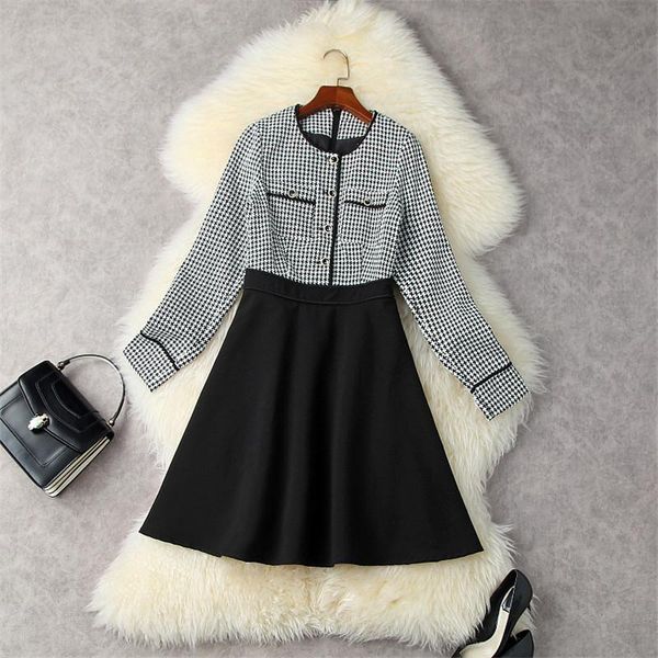 casual dresses 2021 fashion o neck houndtooth patchwork vintage for women long sleeve aline autumn winter vestidos de mujer, Black;gray
casual dresses 2021 fashion o neck houndtooth patchwork vintage for women long sleeve aline autumn winter vestidos de mujer, Black;gray