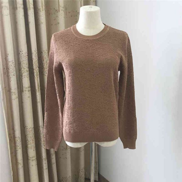 2022 factory wholesale new d family autumn fashion concave convex sense long sleeve round neck pullover bottomed hollow out design women, White;black
2022 factory wholesale new d family autumn fashion concave convex sense long sleeve round neck pullover bottomed hollow out design women, White;black