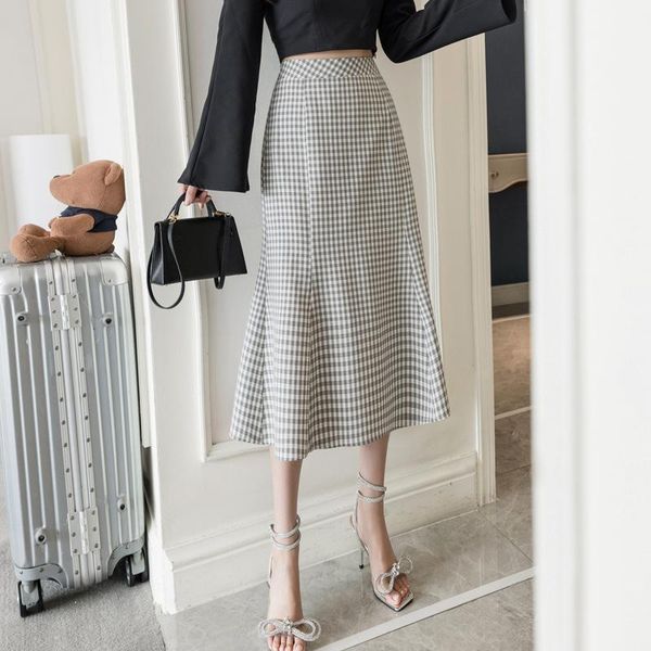 high waist plaid fishtail skirt women summer irregular stitched mid fashion a-line woman skirts, Black 
high waist plaid fishtail skirt women summer irregular stitched mid fashion a-line woman skirts, Black