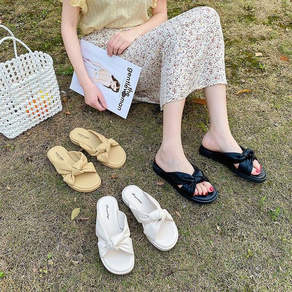 flat shoes female low womens slippers outdoor luxury slides pantofle beach designer 2021 pu cross-tied rubber fashion basic, Black
flat shoes female low womens slippers outdoor luxury slides pantofle beach designer 2021 pu cross-tied rubber fashion basic, Black