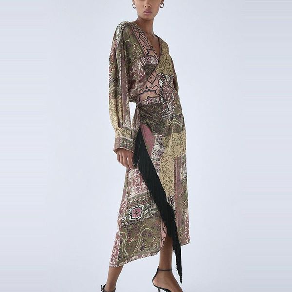casual dresses v neck women's printed sundress retro stiching maxi dress long sleeve party vestidos female floral robe tassel clothes, Black;gray
casual dresses v neck women's printed sundress retro stiching maxi dress long sleeve party vestidos female floral robe tassel clothes, Black;gray