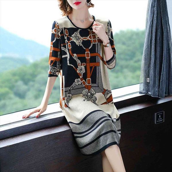 jacquard knitted dress women sweaters autumn winter fashion o neck long sleeve knee length bottom clothing high quality, White;black
jacquard knitted dress women sweaters autumn winter fashion o neck long sleeve knee length bottom clothing high quality, White;black