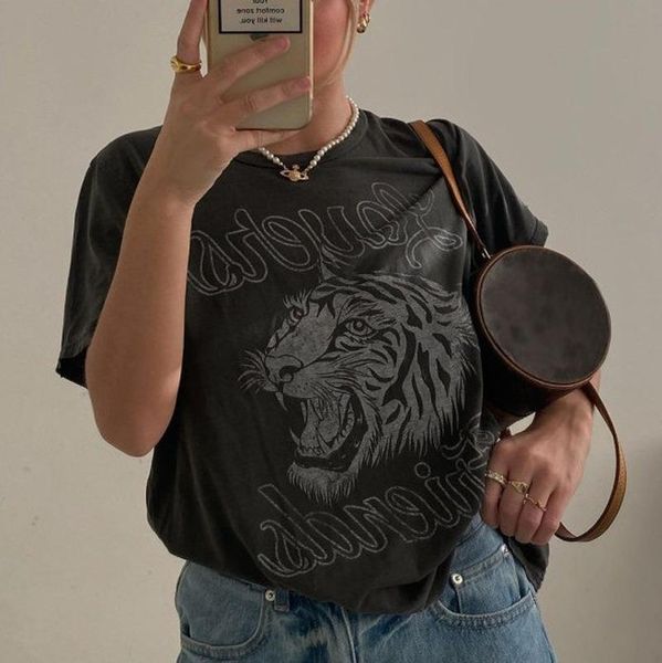 women's t-shirt wild style vintage tiger t shirts women loose summer tees o-neck 2021 chic streetweaar casual wear ladies, White
women's t-shirt wild style vintage tiger t shirts women loose summer tees o-neck 2021 chic streetweaar casual wear ladies, White