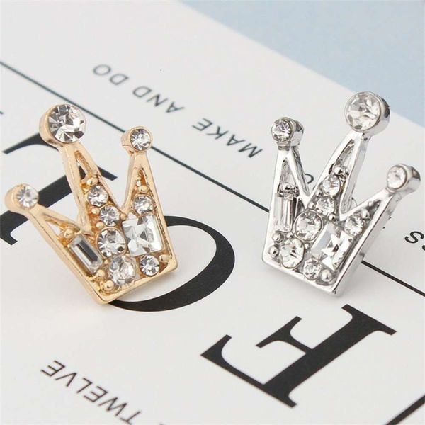 full diamond crystal mini men's and women's mini crown brooch korean suit shirt collar pin, Gray
full diamond crystal mini men's and women's mini crown brooch korean suit shirt collar pin, Gray