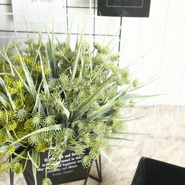 30cm fake eucalyptus leaves artificial flower plastic tree branch false plant bouquet arrange home indoor decor decorative flowers & wreaths
30cm fake eucalyptus leaves artificial flower plastic tree branch false plant bouquet arrange home indoor decor decorative flowers & wreaths