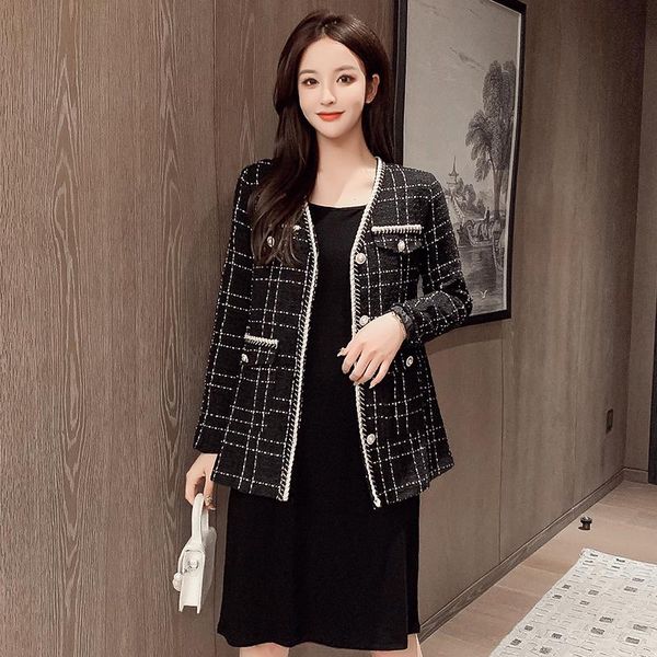 black mid-length plaid jacket women 2021 tweed ladies style small fragrance women's temperament v-neck jackets, Black;brown
black mid-length plaid jacket women 2021 tweed ladies style small fragrance women's temperament v-neck jackets, Black;brown