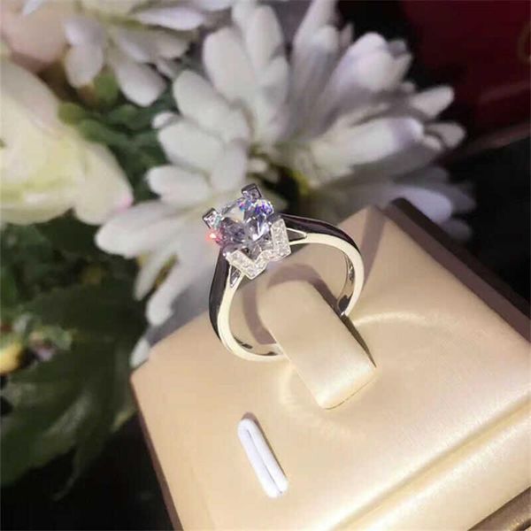 wedding rings luxury round white solitaire ring silver color engagement jewelry, Slivery;golden
wedding rings luxury round white solitaire ring silver color engagement jewelry, Slivery;golden