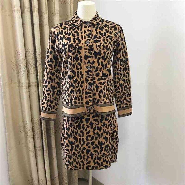 autumn and winter new fashion leopard print wave dot jacquard lapel knitted cardigan coat sweater skirt suit women clothing 60% off, Gray
autumn and winter new fashion leopard print wave dot jacquard lapel knitted cardigan coat sweater skirt suit women clothing 60% off, Gray