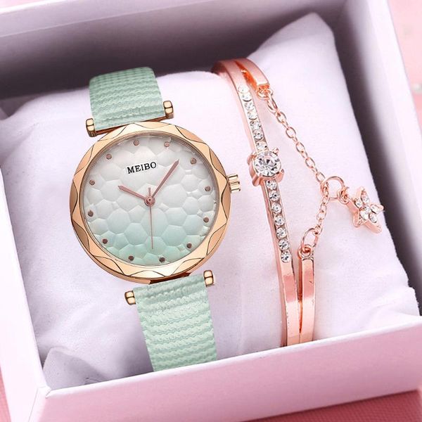 wristwatches 2021 drop women gradient color dial watch luxury ladies leather quartz analog wrist watches bracelet set montre femme, Slivery;brown
wristwatches 2021 drop women gradient color dial watch luxury ladies leather quartz analog wrist watches bracelet set montre femme, Slivery;brown