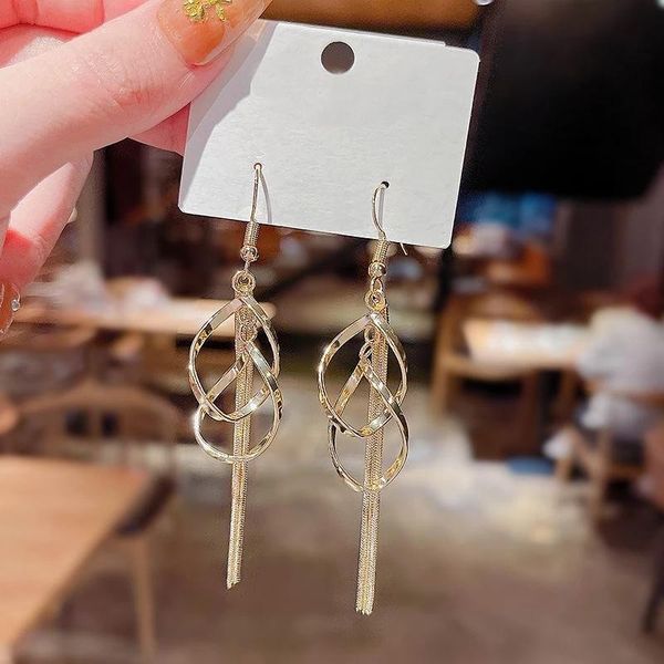 korean long earrings for women fashion hollow out metallic twist tassel dangle earring jewelry oorbellen, Silver
korean long earrings for women fashion hollow out metallic twist tassel dangle earring jewelry oorbellen, Silver