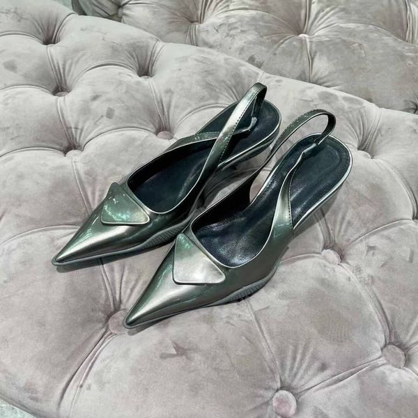 design luxury women's new cat heel sandals in spring and summer superfine fiber women's fashion sandals, Black
design luxury women's new cat heel sandals in spring and summer superfine fiber women's fashion sandals, Black