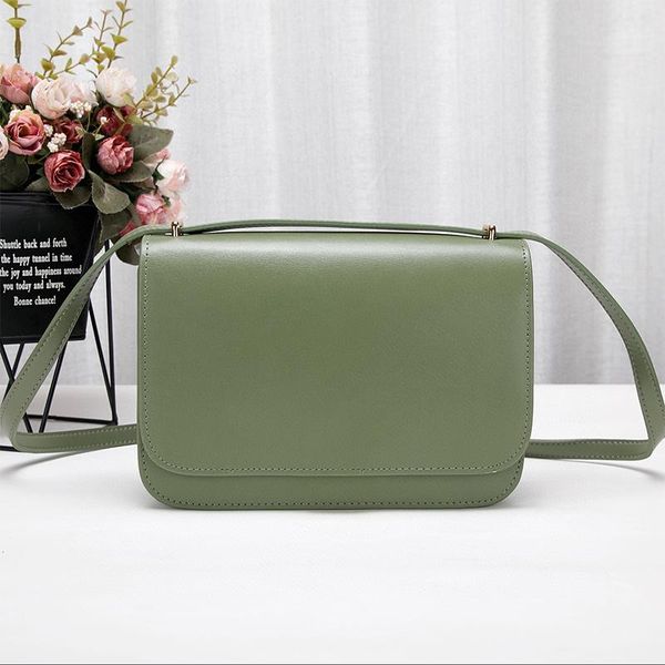 evening bags pure color, light luxury, design style, large capacity, leather shoulder bag, ladies fashion, messenger bag
evening bags pure color, light luxury, design style, large capacity, leather shoulder bag, ladies fashion, messenger bag