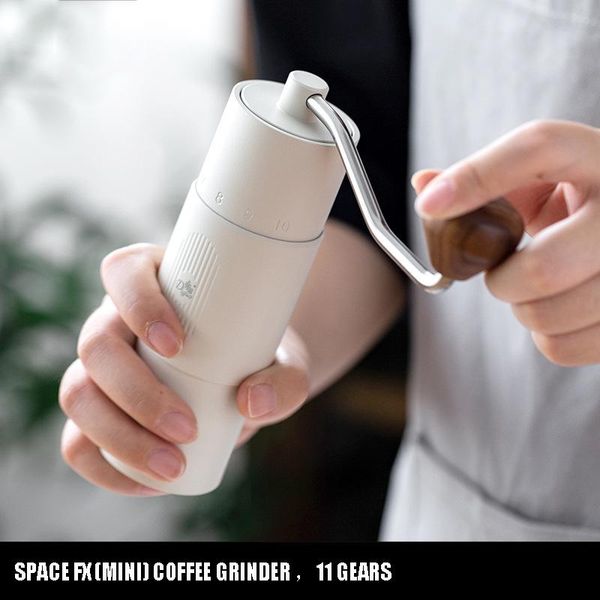 manual coffee grinders portable hand aluminum grinder stainless steel burr mini milling with double bearing positioning
manual coffee grinders portable hand aluminum grinder stainless steel burr mini milling with double bearing positioning