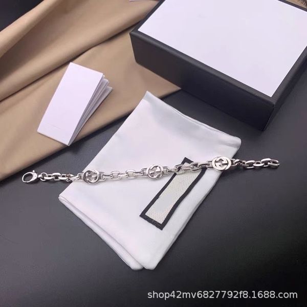 design jewelry bracelet used couple interlocking bracelet men's and women's trend, Golden;silver
design jewelry bracelet used couple interlocking bracelet men's and women's trend, Golden;silver