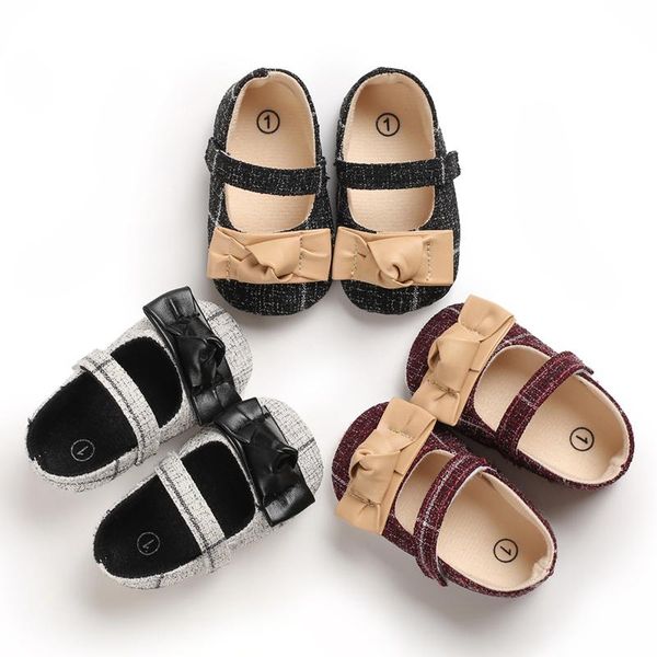 first walkers prewalker baby 0-18 months soft soles hollow-out comfortable all-match princess shoes born bed walking
first walkers prewalker baby 0-18 months soft soles hollow-out comfortable all-match princess shoes born bed walking