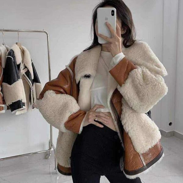 women's fur & faux women 2021 autumn winter sheepskin shearling coat female thick warm motorcycle street soft lamb leather jacket s781, Black
women's fur & faux women 2021 autumn winter sheepskin shearling coat female thick warm motorcycle street soft lamb leather jacket s781, Black