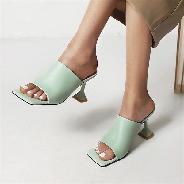 slippers pxelena 2021 summer women modern strange high heels slides outdoor slip on lady party daily shoes black white green
slippers pxelena 2021 summer women modern strange high heels slides outdoor slip on lady party daily shoes black white green