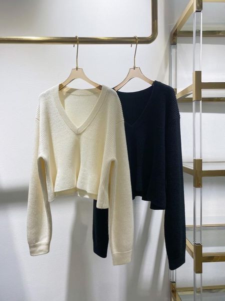 women's sweaters ladies 2021 fashion long sleeve casual v-neck sweater 1021, White;black
women's sweaters ladies 2021 fashion long sleeve casual v-neck sweater 1021, White;black