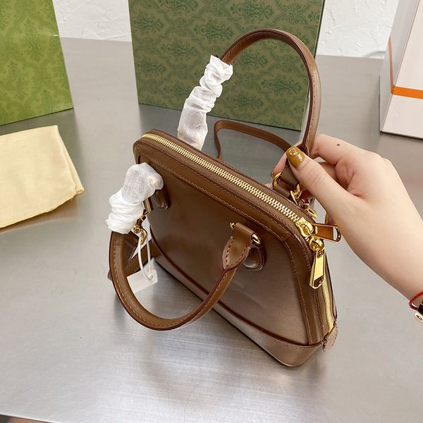 designer totes handbags crossbody bag ladies tote handbag shoulder bags fashion genuine leather luxury different styles evening party with o
designer totes handbags crossbody bag ladies tote handbag shoulder bags fashion genuine leather luxury different styles evening party with o