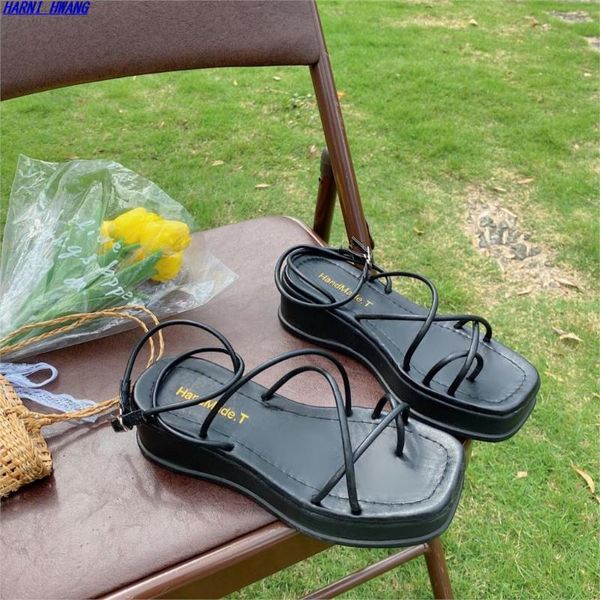 sandals 2021 roman retro style fashion women's summer outdoor comfortable flat shoes rubber sole strap combination, Black
sandals 2021 roman retro style fashion women's summer outdoor comfortable flat shoes rubber sole strap combination, Black