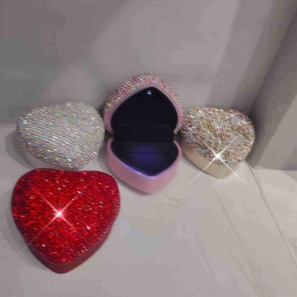 jewelry pouches, bags heart shaped ring box led lights rhinestone necklace gift for wedding anniversary xmas valentine's day, Pink;blue
jewelry pouches, bags heart shaped ring box led lights rhinestone necklace gift for wedding anniversary xmas valentine's day, Pink;blue