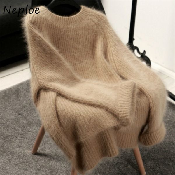 warm fashion soft sweater women solid color all-match pullover autumn winter o-neck loose simple femme 210422, White;black
warm fashion soft sweater women solid color all-match pullover autumn winter o-neck loose simple femme 210422, White;black